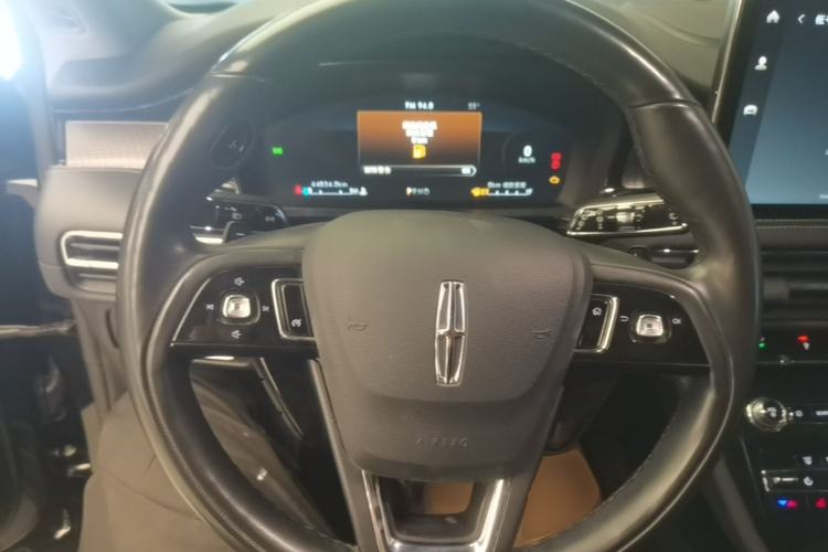 Used Lincoln Corsair 2022 Revised Version 2.0T Two-Wheel Drive Premium Edition Steering Wheel