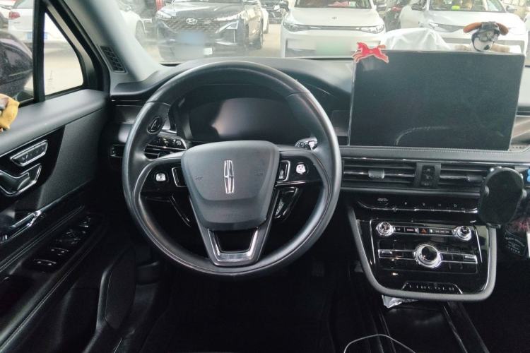 Used Lincoln Corsair 2022 2.0T Two-Wheel Drive Deluxe Edition Steering Wheel