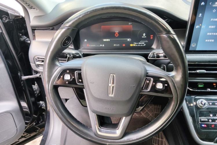 Used Lincoln Corsair 2022 2.0T Two-Wheel Drive Luxury Edition Steering Wheel