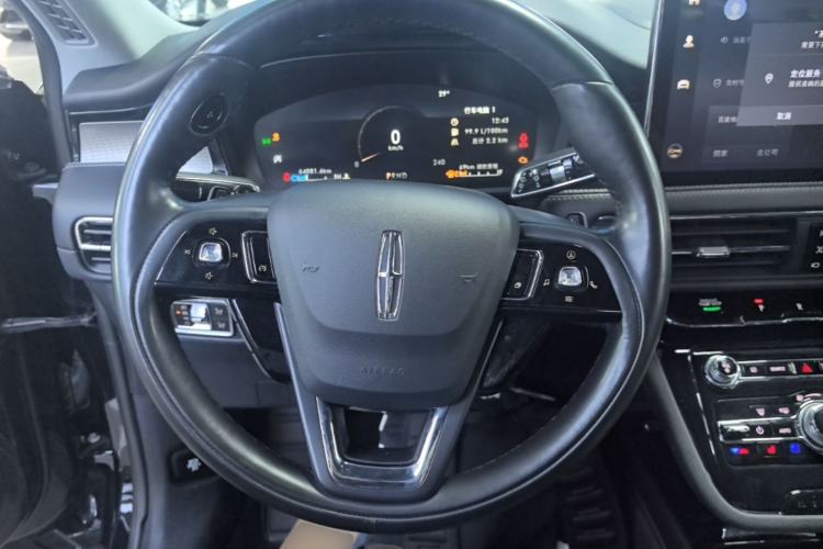 Used Lincoln Corsair 2022 2.0T Two-Wheel Drive Deluxe Edition Steering Wheel