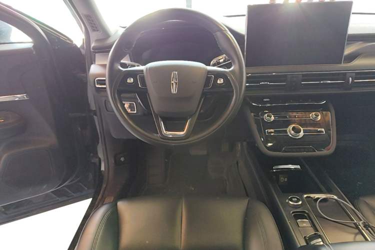 Used Lincoln Corsair 2022 2.0T Two-Wheel Drive Deluxe Edition Steering Wheel