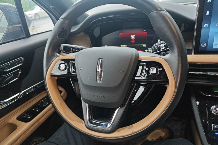 Used Lincoln Corsair 2022 2.0T Two-Wheel Drive Luxury Edition Steering Wheel