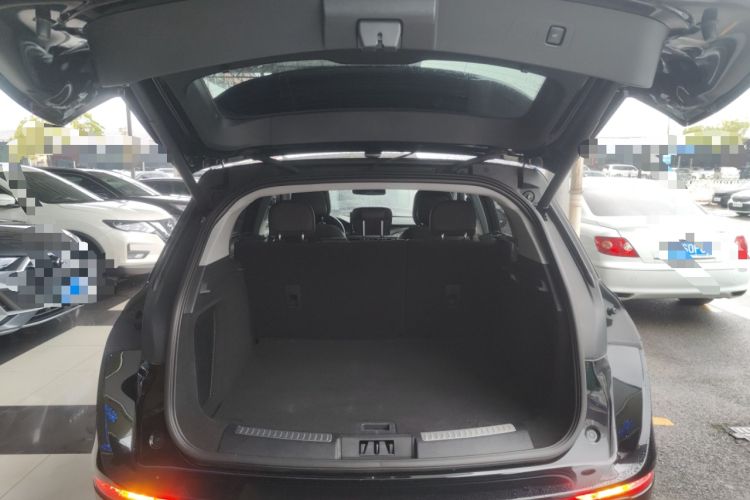 Used Lincoln Corsair 2022 2.0T Two-Wheel Drive Luxury Edition Trunk