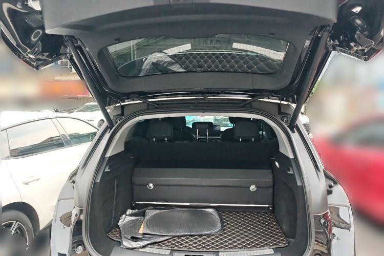 Used Lincoln Corsair 2022 2.0T Two-Wheel Drive Luxury Edition Trunk