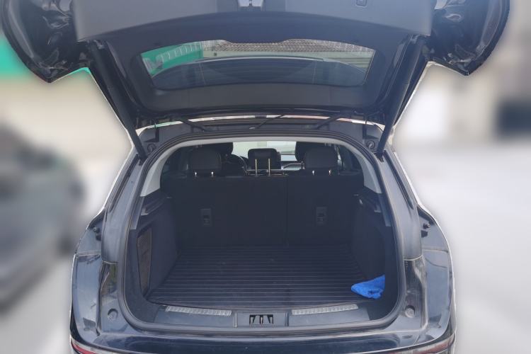 Used Lincoln Corsair 2022 2.0T Two-Wheel Drive Deluxe Edition Trunk