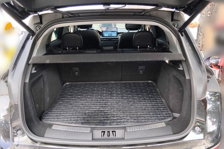 Used Lincoln Corsair 2022 2.0T Two-Wheel Drive Luxury Edition Trunk