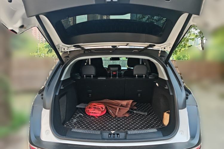 Used Lincoln Corsair 2022 2.0T Two-Wheel Drive Deluxe Edition Trunk