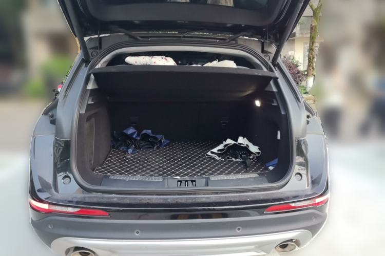 Used Lincoln Corsair 2022 2.0T Two-Wheel Drive Deluxe Edition Trunk