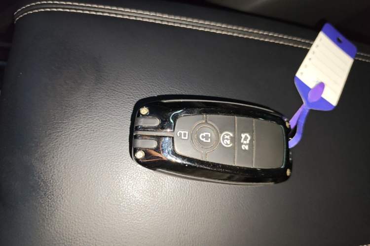 Used Lincoln Corsair 2022 2.0T Two-Wheel Drive Deluxe Edition Vehicle Key