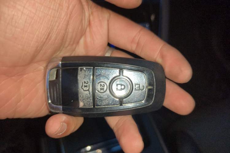 Used Lincoln Corsair 2022 2.0T Two-Wheel Drive Deluxe Edition Vehicle Key