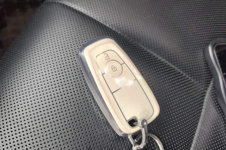 Used Lincoln Corsair 2022 2.0T Two-Wheel Drive Deluxe Edition Vehicle Key