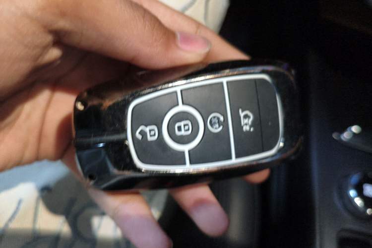 Used Lincoln Corsair 2022 2.0T Two-Wheel Drive Deluxe Edition Vehicle Key