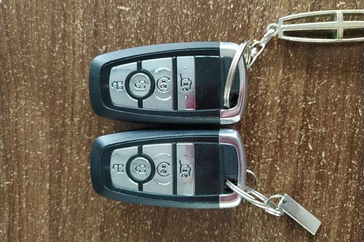 Used Lincoln Corsair 2022 2.0T Two-Wheel Drive Luxury Edition Vehicle Key