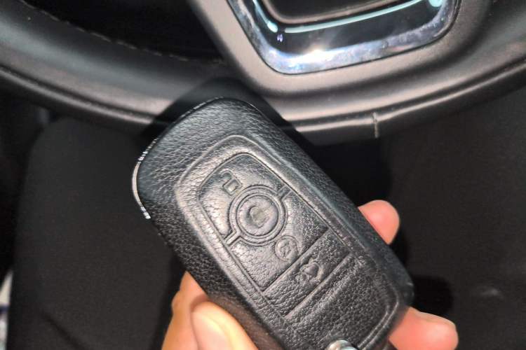 Used Lincoln Corsair 2022 2.0T Two-Wheel Drive Luxury Edition Vehicle Key