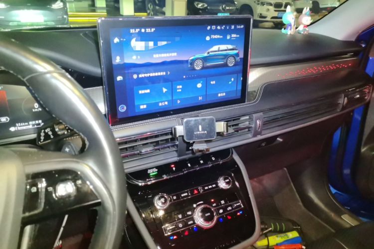 Used Lincoln Corsair 2022 2.0T Two-Wheel Drive Deluxe Edition Audio And AC Panel