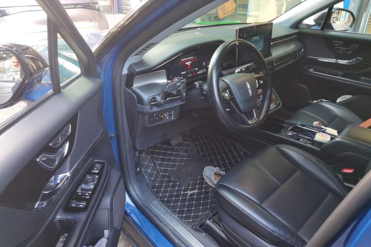 Used Lincoln Corsair 2022 2.0T Two-Wheel Drive Deluxe Edition Driver Seat
