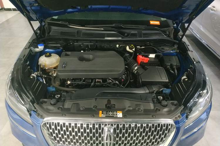 Used Lincoln Corsair 2022 2.0T Two-Wheel Drive Deluxe Edition Engine Bay