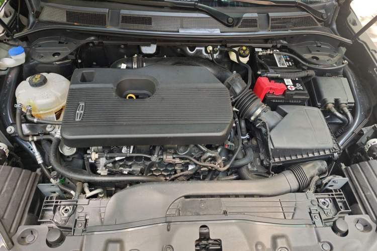 Used Lincoln Corsair 2022 2.0T Two-Wheel Drive Luxury Edition Engine Bay