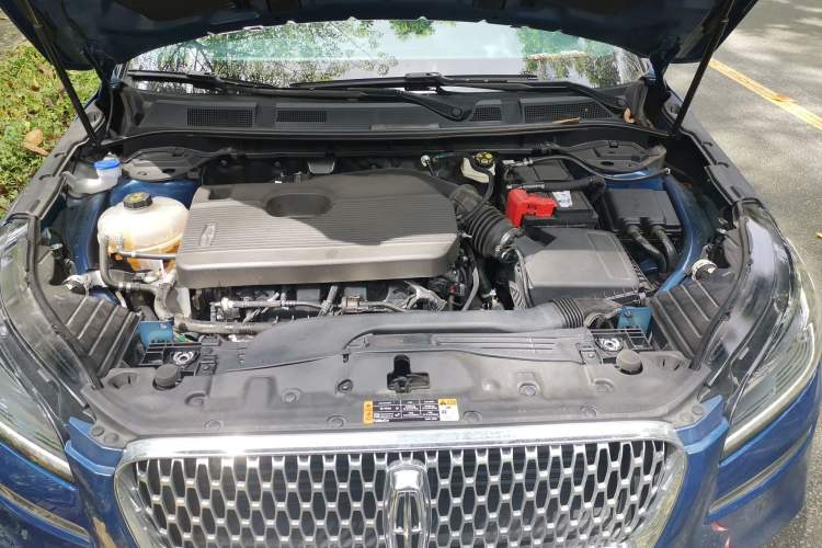 Used Lincoln Corsair 2022 2.0T Two-Wheel Drive Luxury Edition Engine Bay
