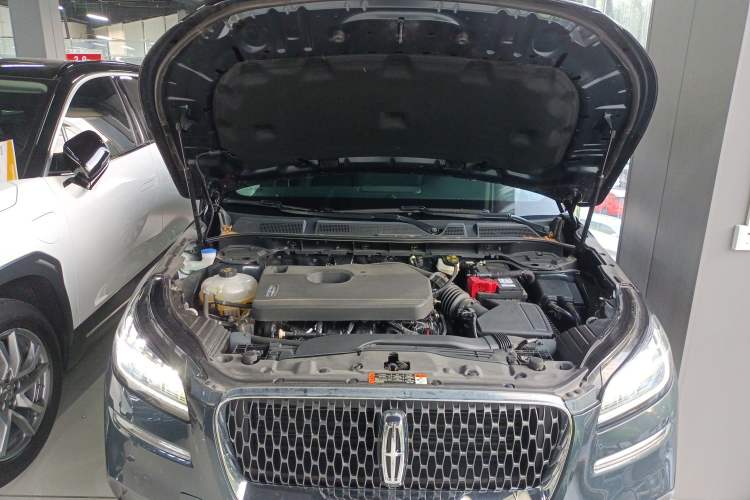 Used Lincoln Corsair 2022 2.0T Two-Wheel Drive Luxury Edition Engine Bay