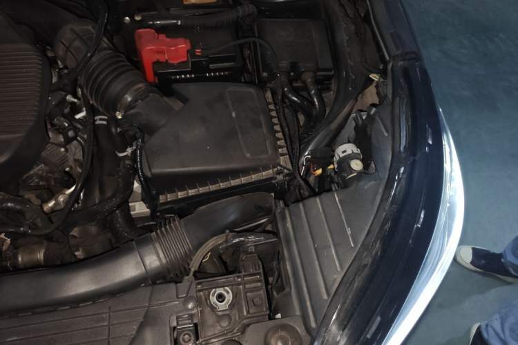 Used Lincoln Corsair 2022 2.0T Centennial Limited Edition Engine Bay Left