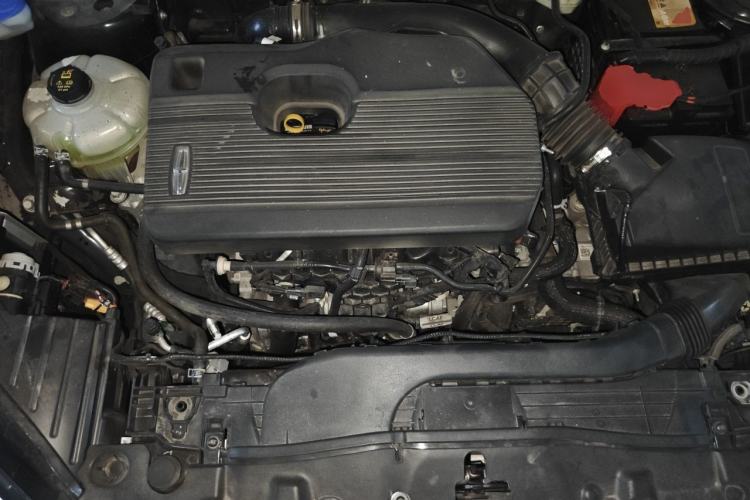 Used Lincoln Corsair 2022 2.0T Centennial Limited Edition Engine Bay