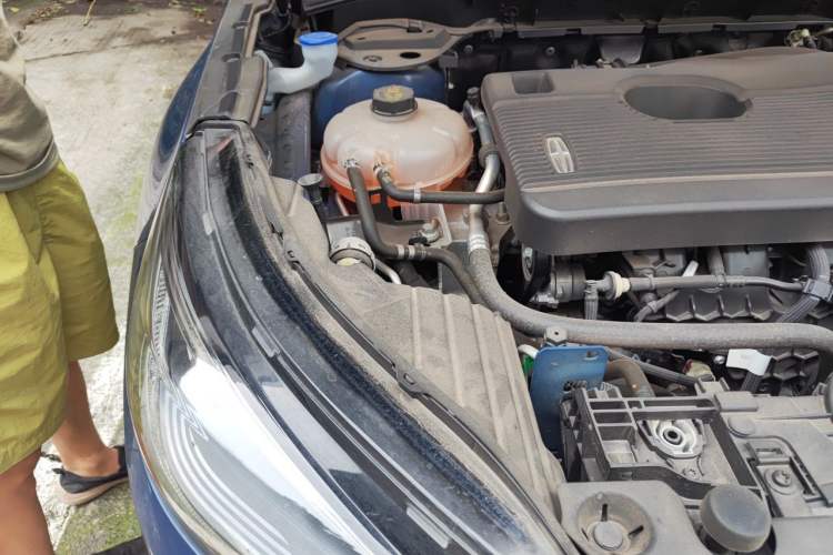 Used Lincoln Corsair 2022 2.0T Two-Wheel Drive Luxury Edition Engine Bay Right