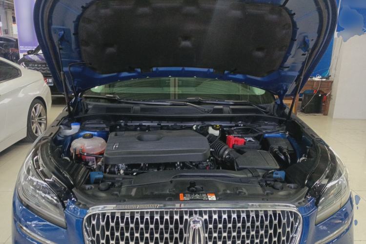 Used Lincoln Corsair 2022 2.0T Two-Wheel Drive Deluxe Edition Engine Bay