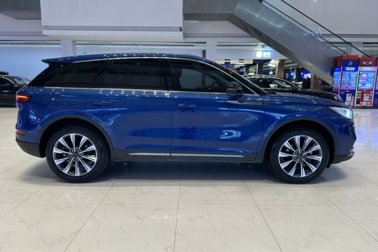 Used Lincoln Corsair 2022 2.0T Two-Wheel Drive Luxury Edition Exterior 4