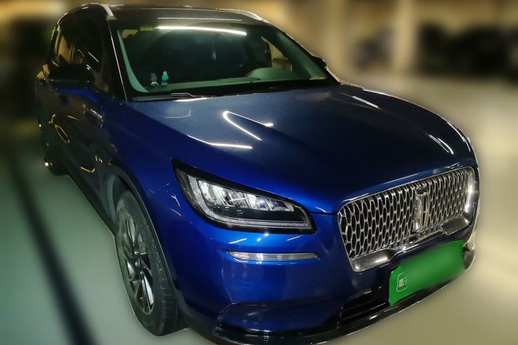 Used Lincoln Corsair 2022 2.0T Two-Wheel Drive Deluxe Edition Front Right 45 Deg