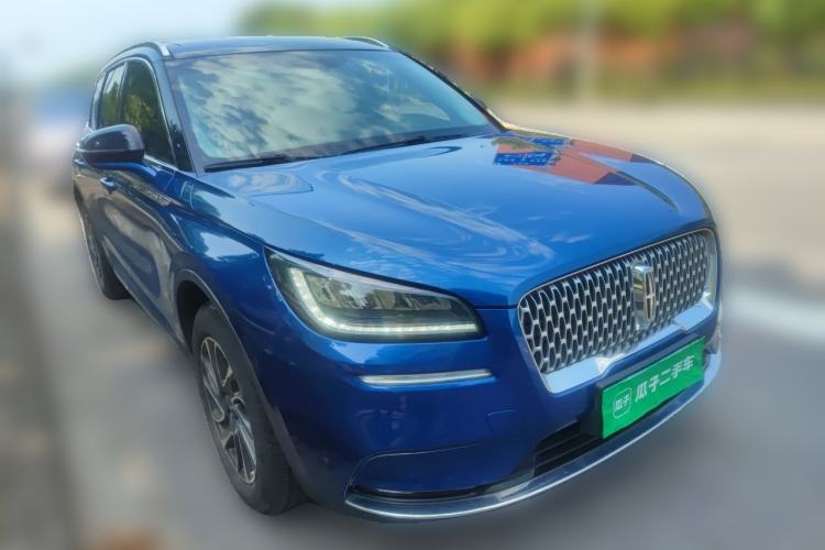 Used Lincoln Corsair 2022 2.0T Two-Wheel Drive Deluxe Edition Front Right 45 Deg