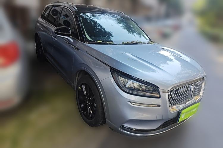 Used Lincoln Corsair 2022 2.0T Two-Wheel-Drive Alaska Glacier Limited Edition Front Right 45 Deg