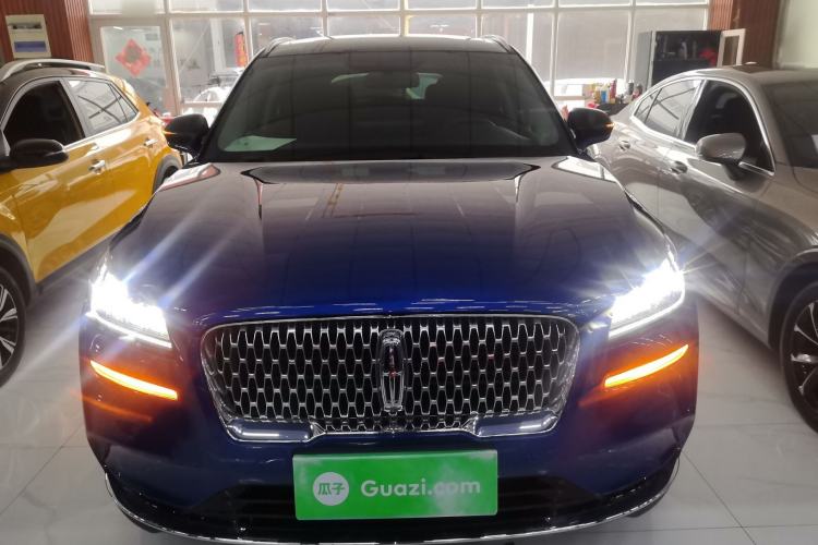 Used Lincoln Corsair 2022 2.0T Two-Wheel Drive Deluxe Edition Front
