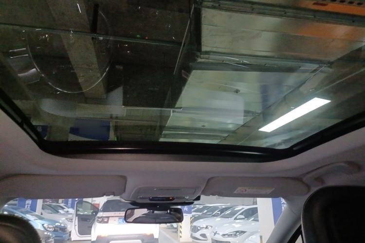 Used Lincoln Corsair 2022 2.0T Two-Wheel Drive Luxury Edition Headliner
