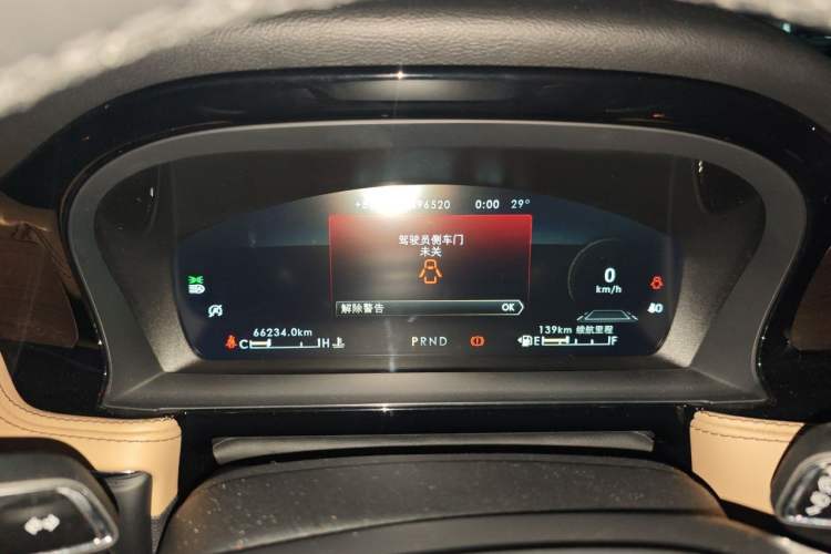 Used Lincoln Corsair 2022 2.0T Two-Wheel Drive Luxury Edition Instrument Cluster