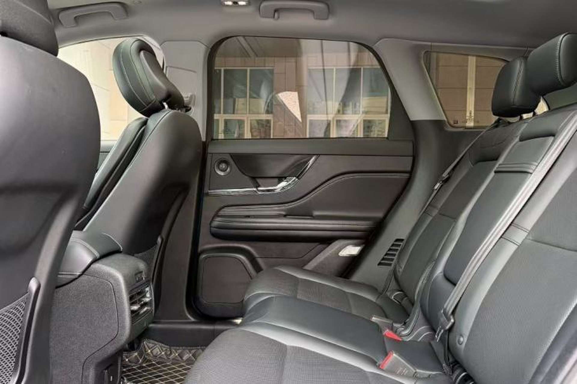 Used Lincoln Corsair 2022 2.0T Four-Wheel Drive Prestige Edition Interior 2