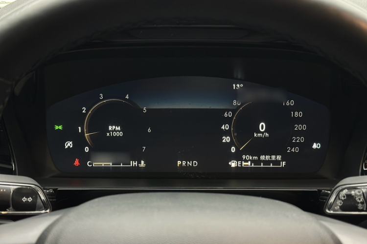 Used Lincoln Corsair 2022 2.0T Two-Wheel Drive Deluxe Edition Interior 2
