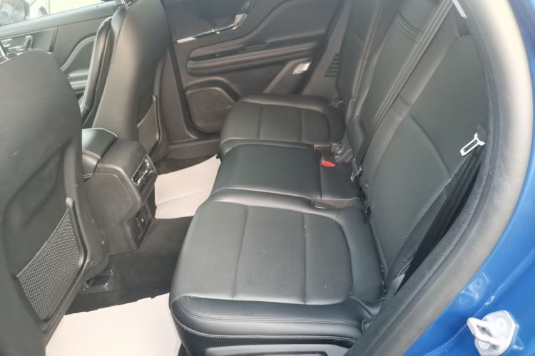 Used Lincoln Corsair 2022 2.0T Two-Wheel Drive Luxury Edition Interior 4