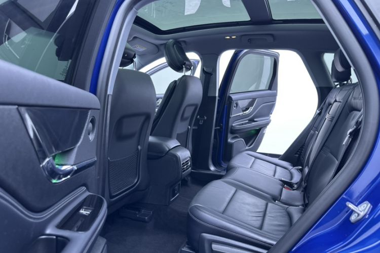 Used Lincoln Corsair 2022 2.0T Two-Wheel Drive Luxury Edition Interior 5