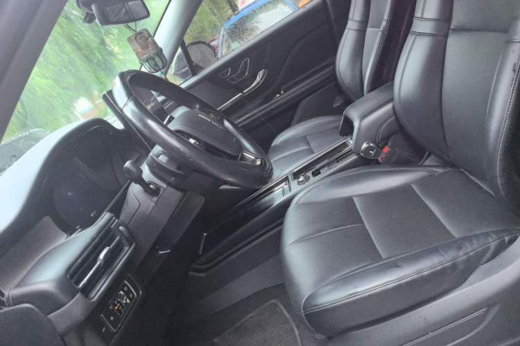 Used Lincoln Corsair 2022 2.0T Two-Wheel Drive Deluxe Edition Left Front Seat