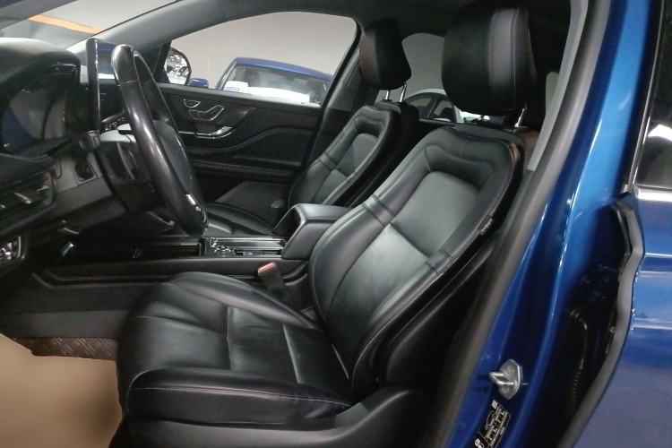 Used Lincoln Corsair 2022 2.0T Two-Wheel Drive Luxury Edition Left Front Seat