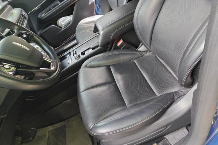 Used Lincoln Corsair 2022 2.0T Two-Wheel Drive Deluxe Edition Left Front Seat