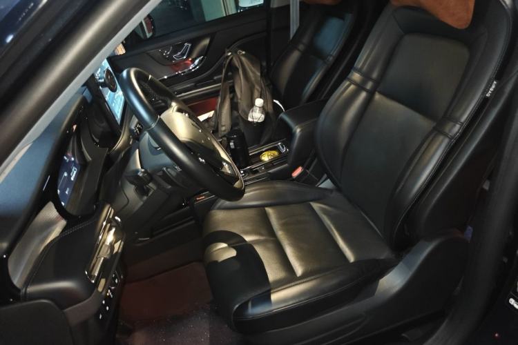 Used Lincoln Corsair 2022 2.0T Centennial Limited Edition Left Front Seat
