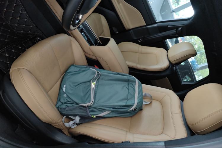 Used Lincoln Corsair 2022 2.0T Two-Wheel Drive Luxury Edition Left Front Seat