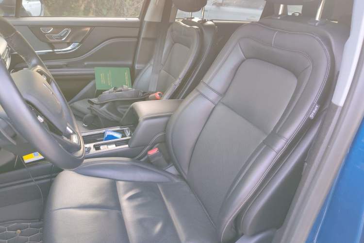 Used Lincoln Corsair 2022 2.0T Two-Wheel Drive Luxury Edition Left Front Seat