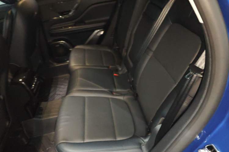 Used Lincoln Corsair 2022 2.0T Two-Wheel Drive Luxury Edition Left Rear Seat