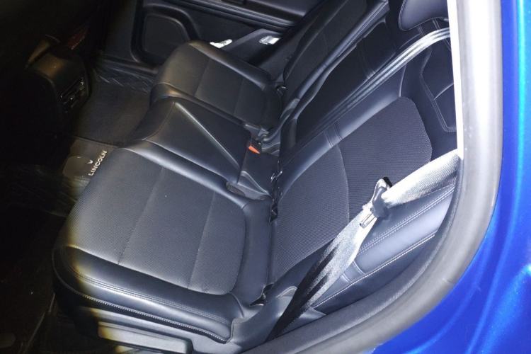 Used Lincoln Corsair 2022 2.0T Two-Wheel Drive Deluxe Edition Left Rear Seat