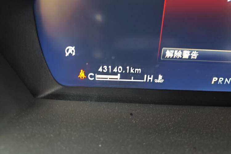 Used Lincoln Corsair 2022 2.0T Two-Wheel Drive Deluxe Edition Odometer Close Up