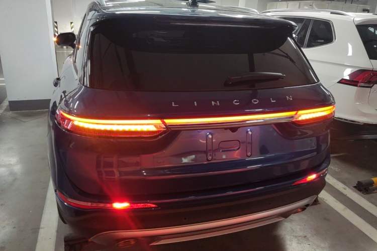 Used Lincoln Corsair 2022 2.0T Two-Wheel Drive Deluxe Edition Rear