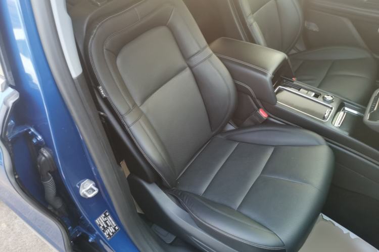 Used Lincoln Corsair 2022 2.0T Two-Wheel Drive Luxury Edition Right Front Seat